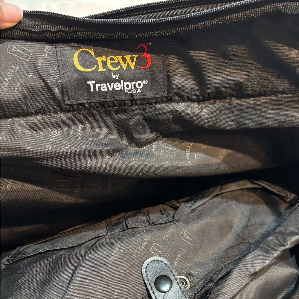 Crew 3 by Travelpro USA Black Carry-On Luggage Shoulder Bag (Good Condition)